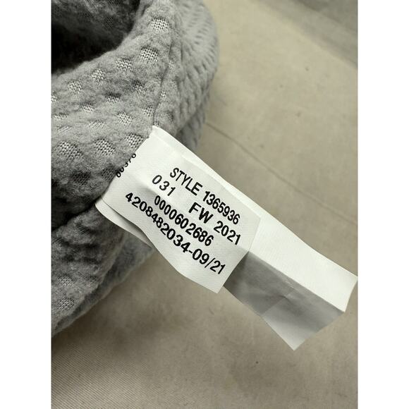 Under Armour Women's Around Town ColdGear Infrared Beanie 1365936 - Picture 3 of 7